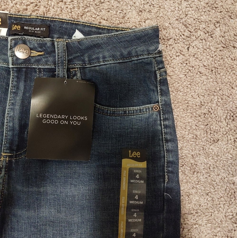 Lee's Medium rise denim shorts